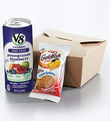 GIANT GOLDFISH MADE WITH WHOLE GRAIN GRAHAMS CINNAMON SNACK PACK