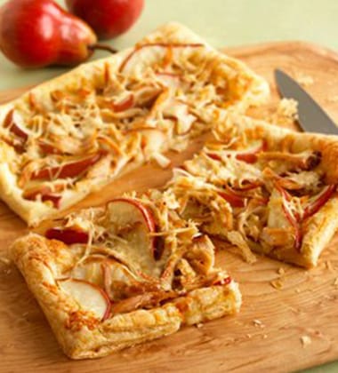 CHICKEN, ASIAGO & PEAR TART
